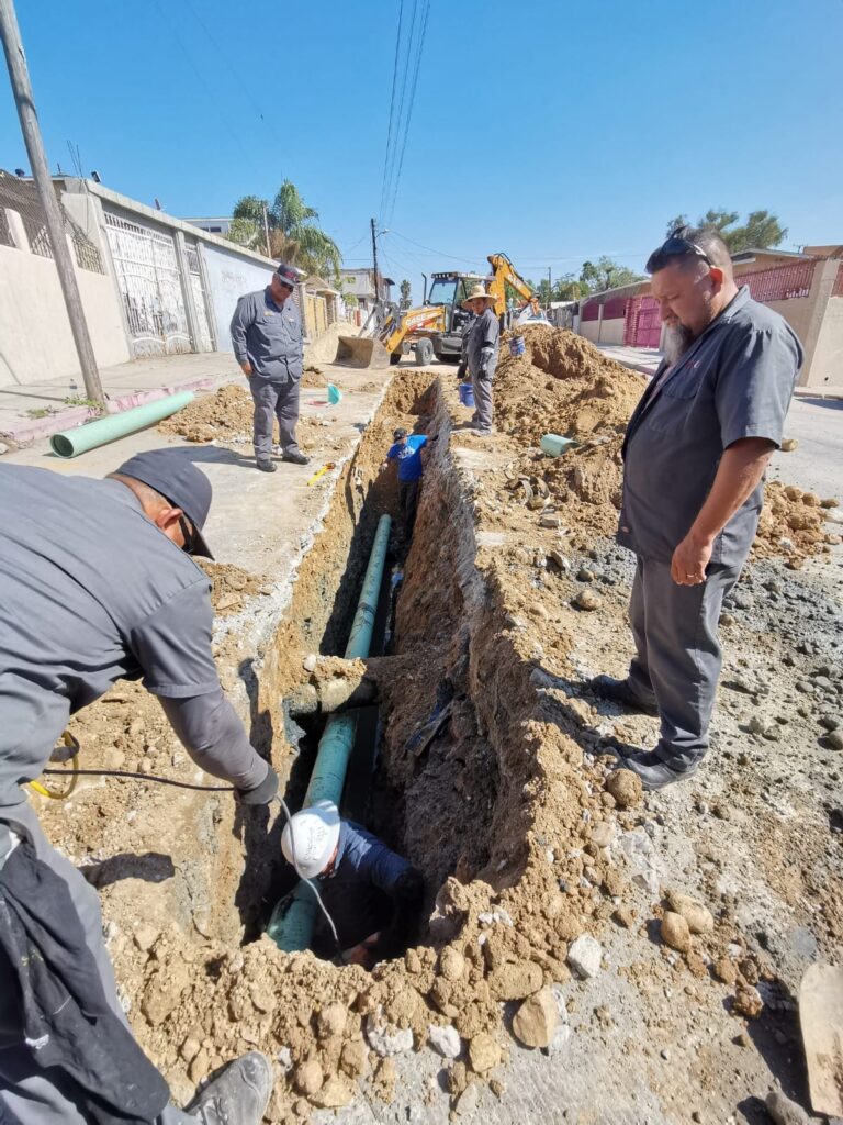 TRABAJA CESPT EN REHABILITACIÓN DE RED DE ALCANTARILLADO SANITARIO EN COLONIA FRANCISCO VILLA