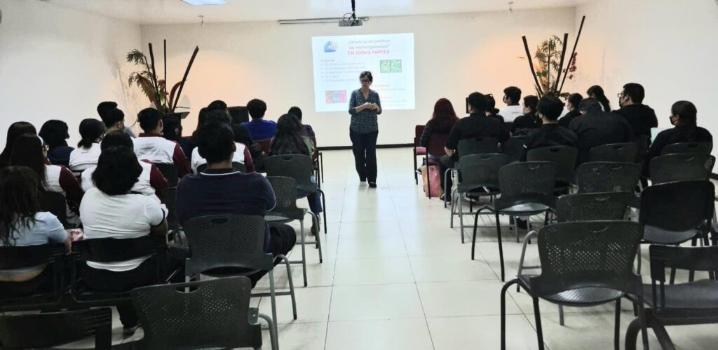 IMPARTE COEPRIS BC CAPACITACIÓN DE BUENAS PRÁCTICAS DE HIGIENE EN LA PREPARACIÓN DE ALIMENTOS EN UNIVERSIDADES DE MEXICALI