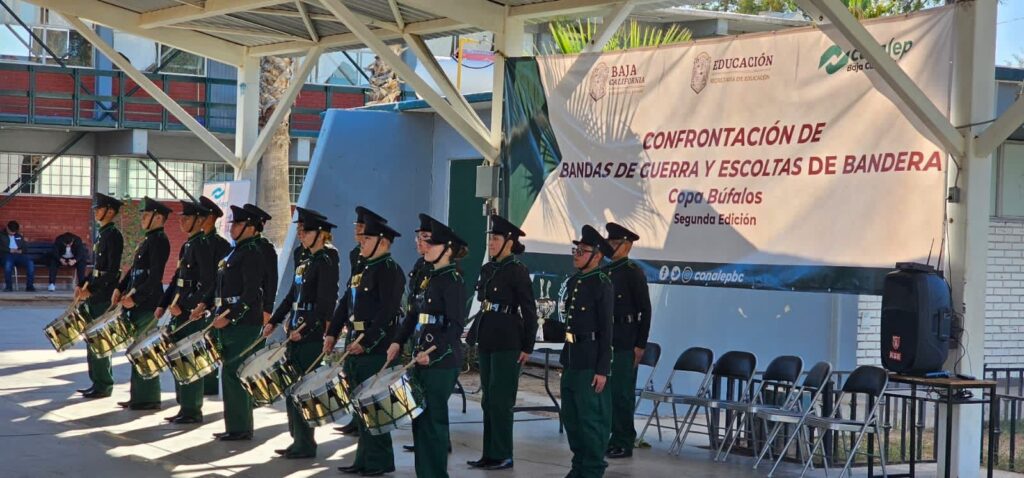 REALIZA CONALEP 154 PLANTEL MEXICALI II CONFRONTACIÓN DE BANDAS DE GUERRA Y ESCOLTAS DE BANDERA