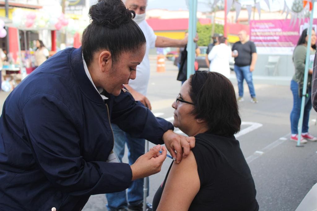 EXHORTA JURISDICCIÓN DE SALUD ENSENADA A POBLACIÓN EN CONTEXTO DE VULNERABILIDAD ACUDIR POR LA VACUNA CONTRA LA INFLUENZA