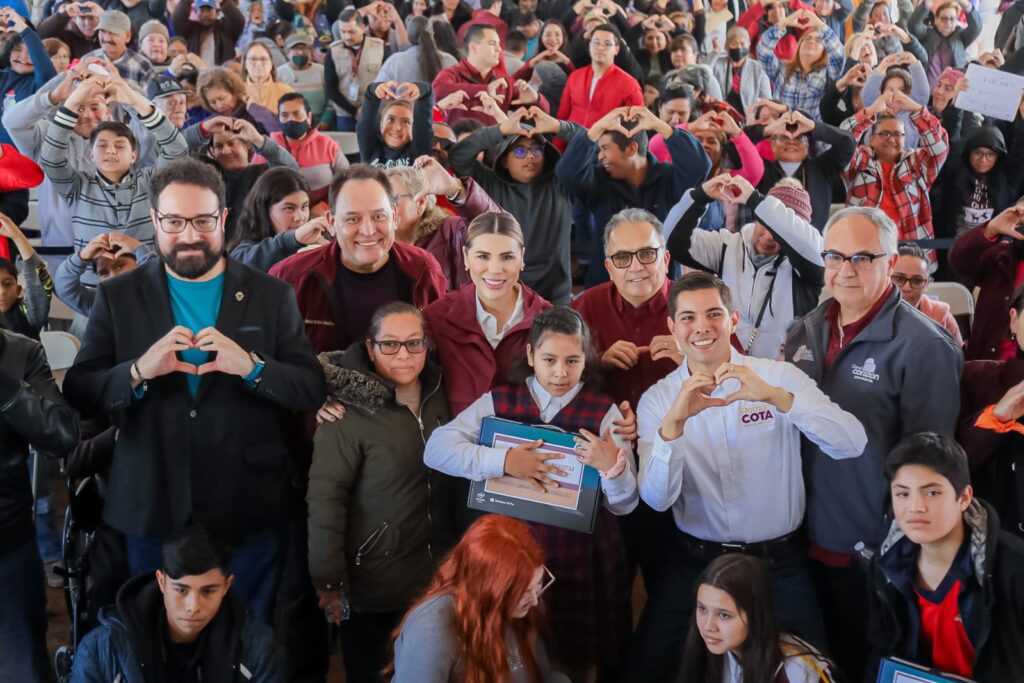 BENEFICIA MARINA DEL PILAR A LAS Y LOS TECATENSES CON JORNADA CON EL CORAZÓN POR DELANTE