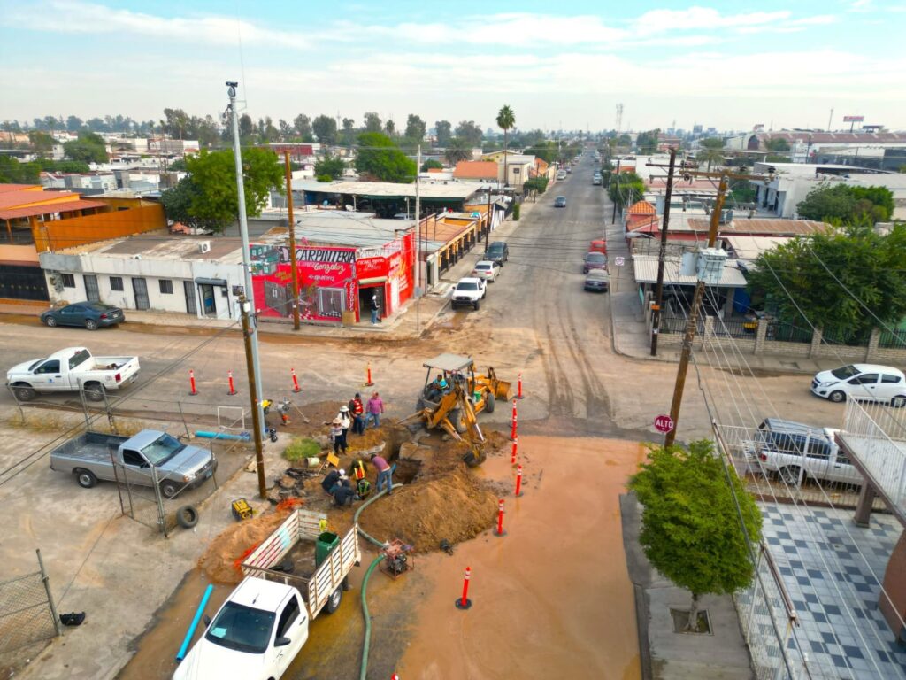 REALIZA CESPM REPOSICIÓN Y ACTUALIZACIÓN DE LÍNEAS DE AGUA POTABLE EN LA COLONIA INDEPENDENCIA