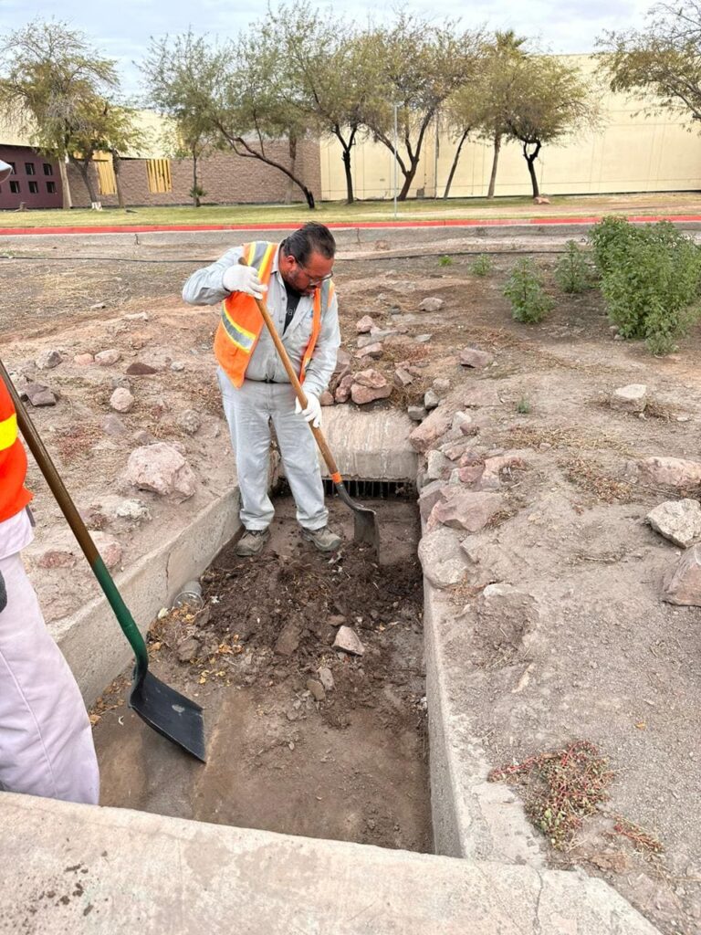 REFUERZA CESPM TRABAJOS DE LIMPIEZA EN EL RÍO NUEVO ANTE PRONÓSTICO DE LLUVIAS EN MEXICALI