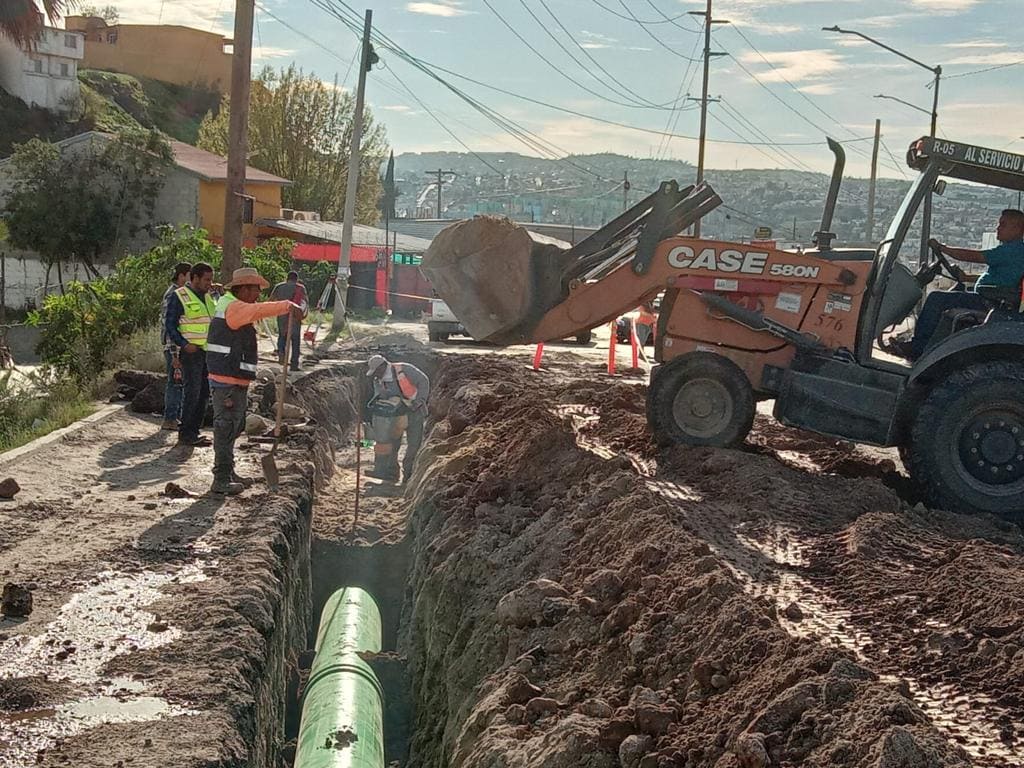 CONTINÚA CESPT TRABAJOS PREVENTIVOS EN EL COLECTOR COCHIMÍES ANTE POSIBILIDAD DE LLUVIAS