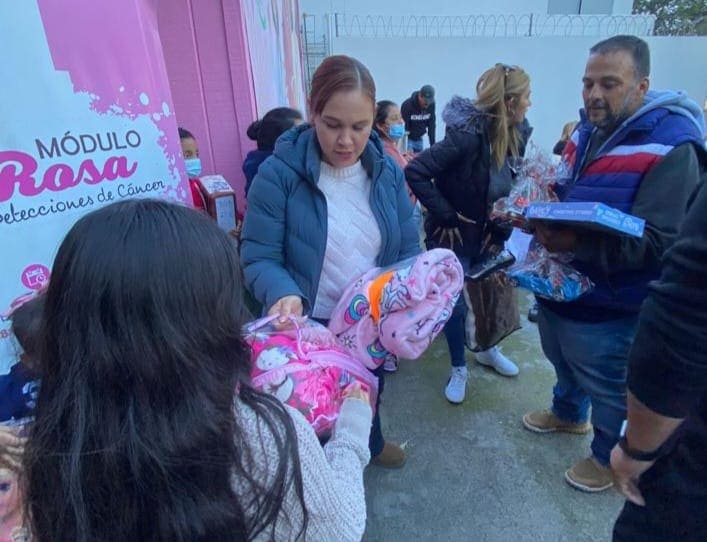 REALIZAN TRADICIONAL CONVIVENCIA DE DÍA DE REYES CON PACIENTES DEL CENTRO ONCOLÓGICO AMBULATORIO DE TIJUANA