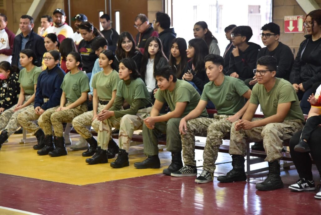 PARTICIPA DE COBACH BC EN LA JORNADA NACIONAL DE LA ESCUELA A LA COMUNIDAD, HAGAMOS EQUIPO