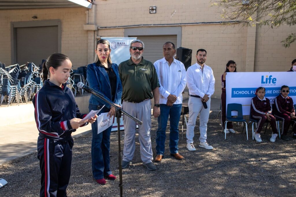 RECIBE SECRETARÍA DE EDUCACIÓN DONACIÓN DE MOBILIARIO PARA ESCUELAS PÚBLICAS DE BAJA CALIFORNIA