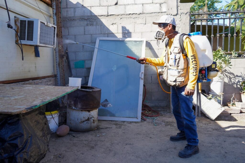 SE UNE E INTENSIFICA SECRETARÍA DE SALUD A LA 1ª JORNADA NACIONAL DE LA LUCHA CONTRA EL DENGUE