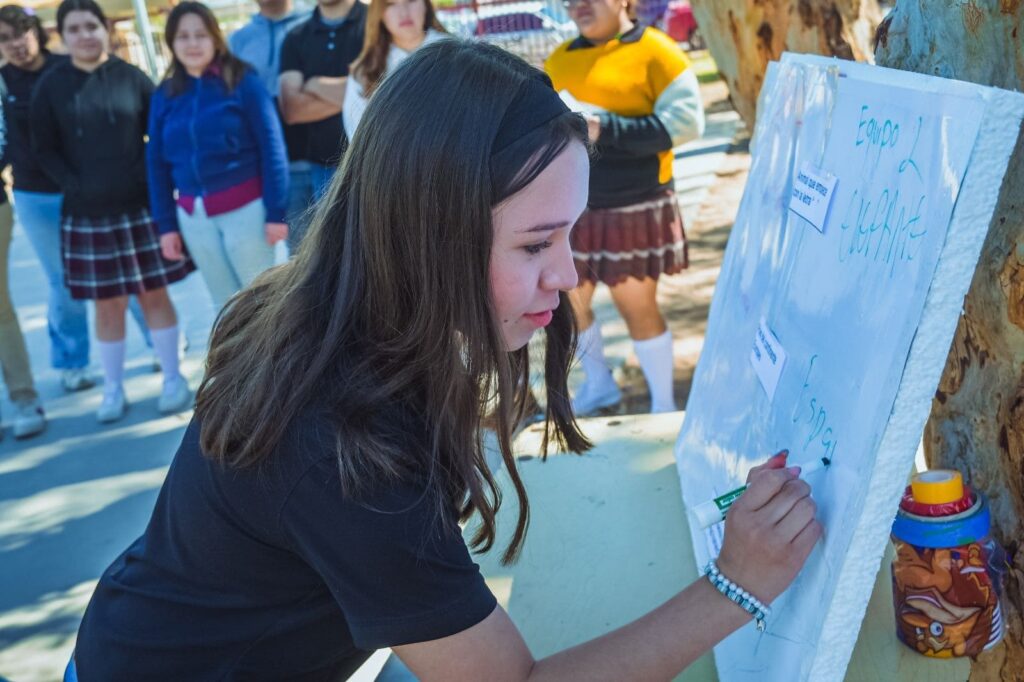 DEMUSTRAN HABILIDADES MÁS DE 8 MIL ESTUDIANTES DE CECyTE BC EN RALLY DE CONOCIMIENTOS 2024-1