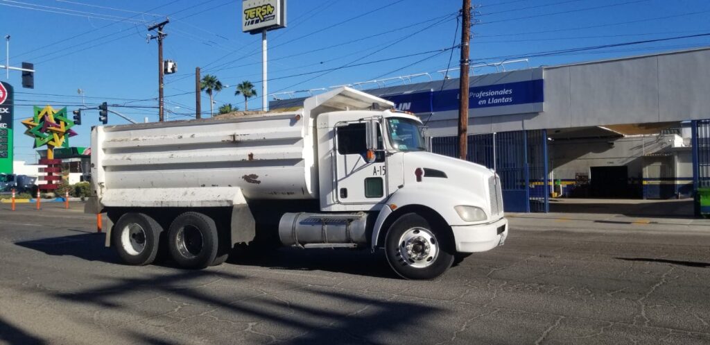 INICIA SIDURT TRABAJOS DE REHABILITACIÓN EN AVENIDA REPÚBLICA DE ARGENTINA EN MEXICALI