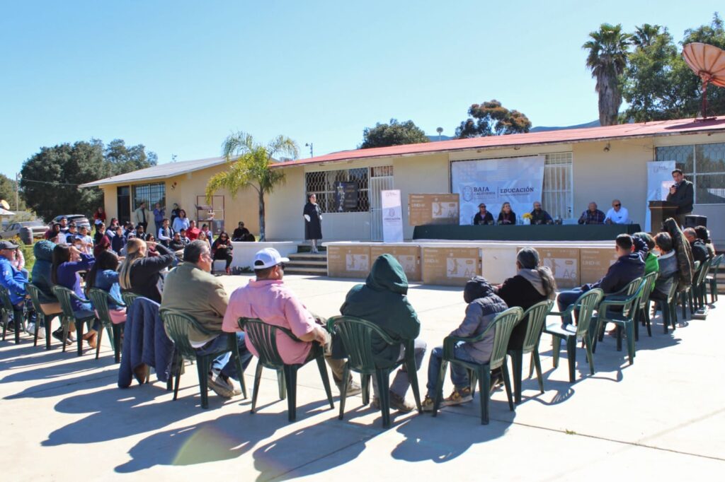 PARTICIPAN ESCUELAS NORMALES DE BC EN ENCUENTRO DEPORTIVO Y CULTURAL