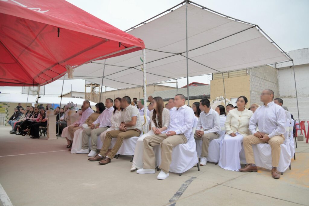 REALIZA CESISPE CEREMONIA DE MATRIMONIOS COLECTIVOS AL INTERIOR DEL CENTRO PENITENCIARIO DE ENSENADA