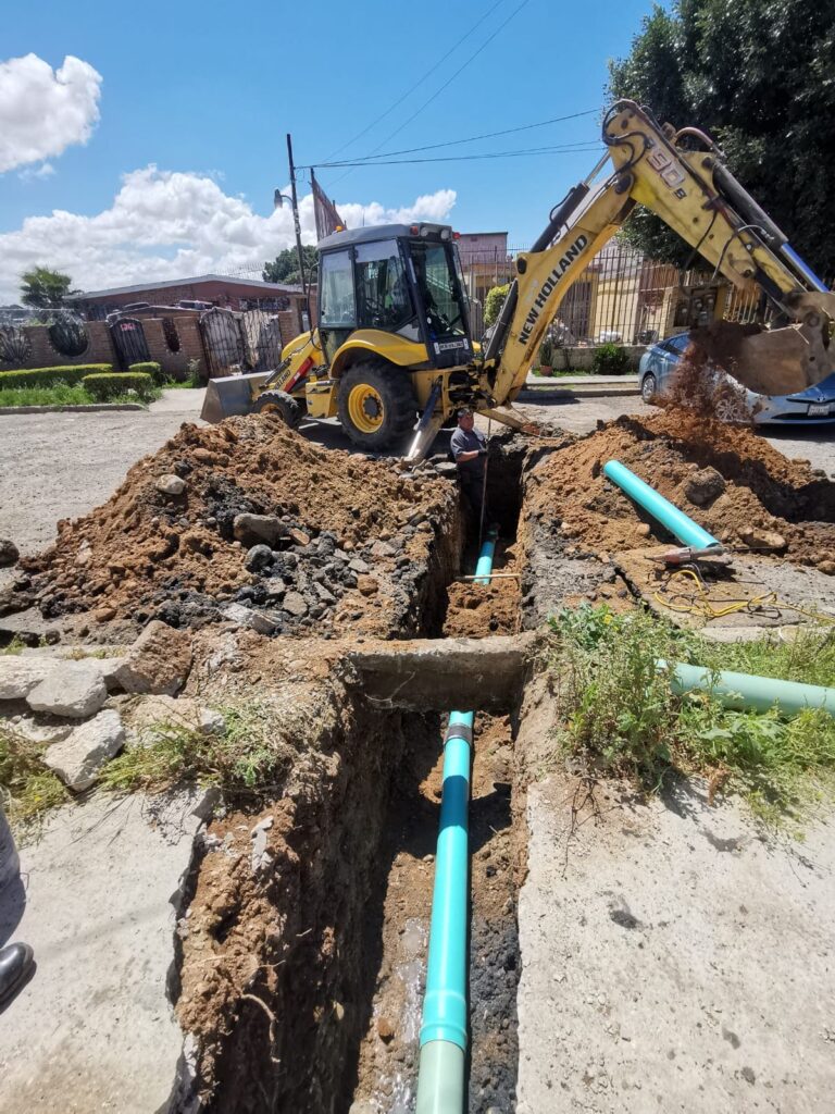 REALIZA CESPT TRABAJOS DE MANTENIMIENTO CORRECTIVO EN COLONIAS DE TIJUANA