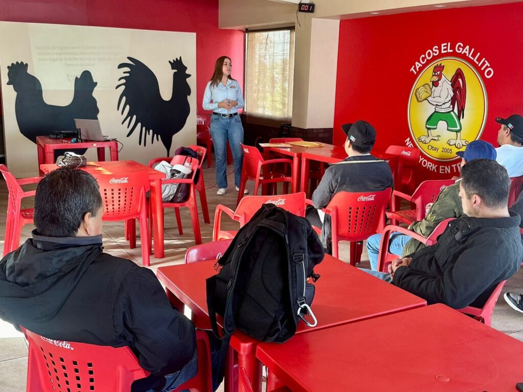 SUPERVISA Y CAPACITA COEPRIS BC A ESTABLECIMIENTOS DE TAQUERÍAS EN TIJUANA