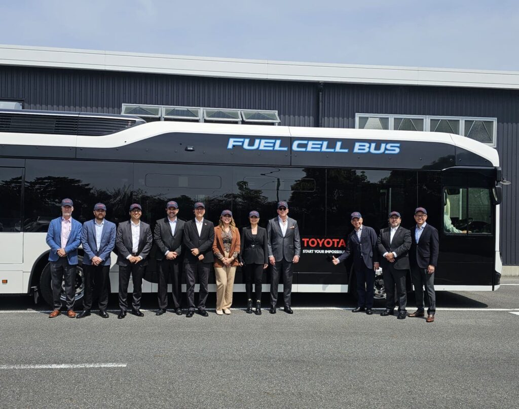 VISITA COMITIVA BAJACALIFORNIANA CORPORATIVOS DE TOYOTA Y CAMPUS DE UNIVERSIDAD TSUKUBA EN JAPÓN