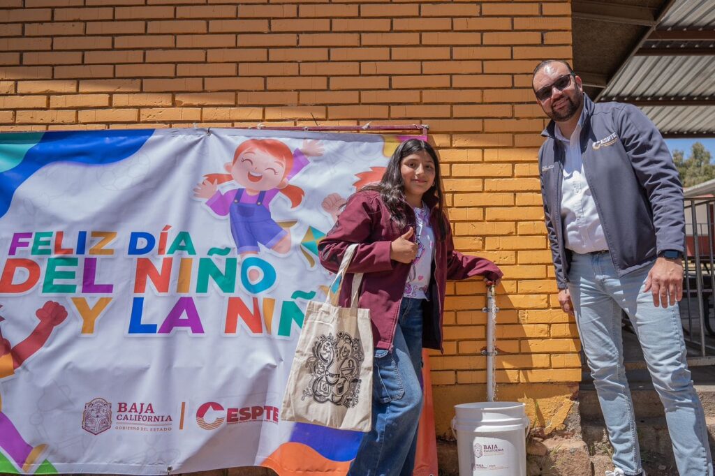 CELEBRA CESPTE INTRODUCCIÓN DE AGUA POTABLE EN PRIMARIA IGNACIO ZARAGOZA DE LA ZONA RURAL