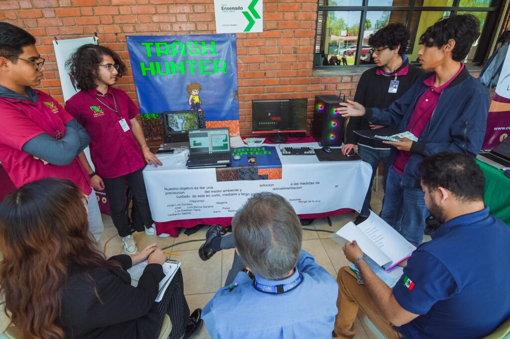 REALIZA CECYTE BC CONCURSO ESTATAL HACKATHON 2024