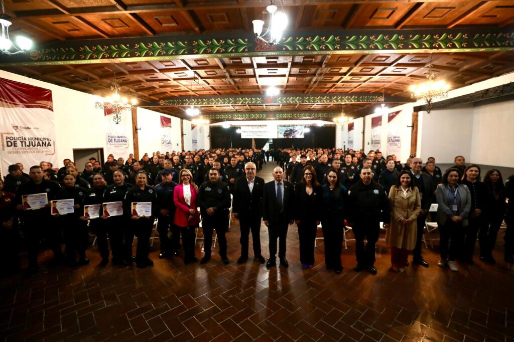 FORTALECEN GOBIERNOS DE #BC Y TIJUANA A POLICIAS EN DERECHOS HUMANOS Y GÉNERO 🫱🏻‍🫲🏻👮🏻‍♂️👮🏻