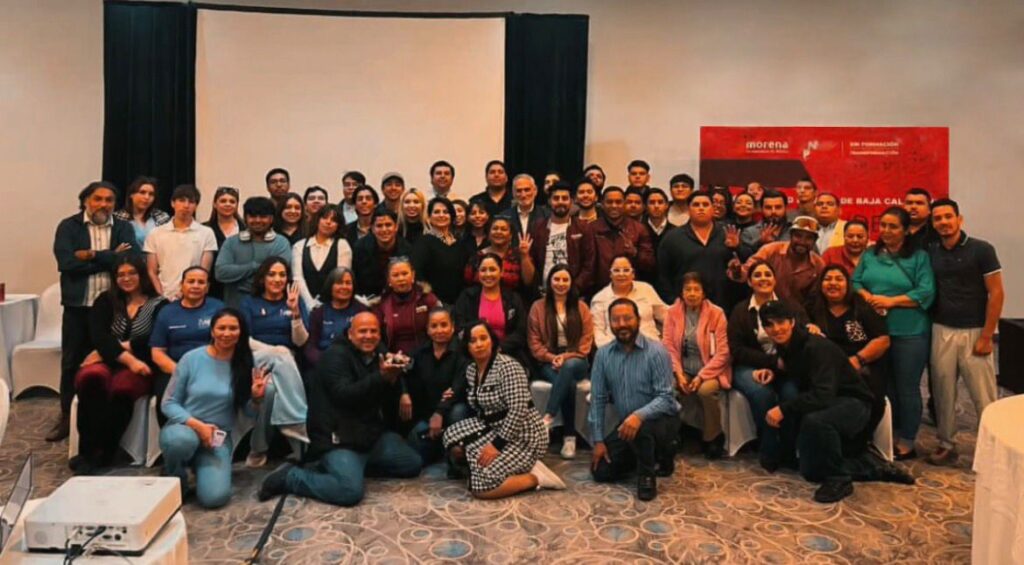 Realizan taller de formación para juventudes de Baja California